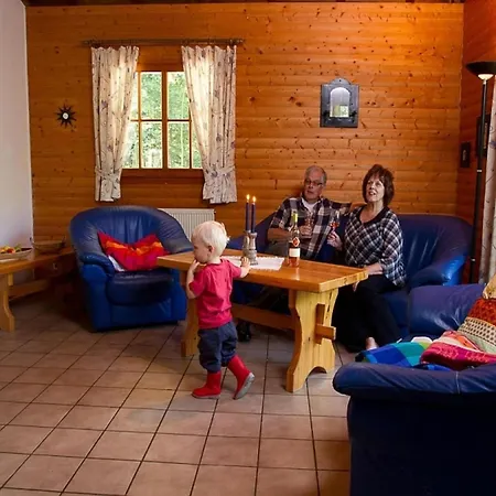 Reinskopf In Der Eifel Dağ evi *